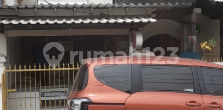 4 bedrooms House in Cipondoh, Tangerang City,  No. 9374