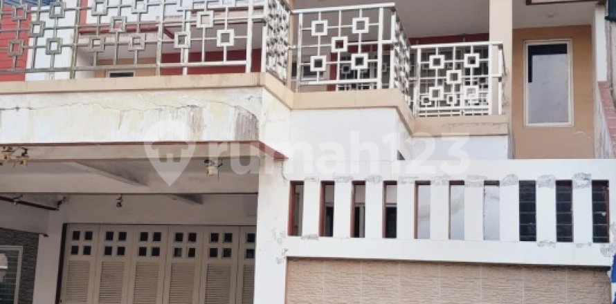 6 bedrooms House in Cengkareng, Jakarta,  No. 9372