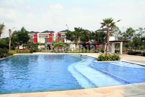 6 bedrooms House in Cengkareng, Jakarta,  No. 9372 6