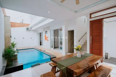 4 bedrooms Villa in Kuta, Badung, Indonesia No. 12207 3