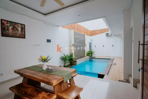 4 bedrooms Villa in Kuta, Badung, Indonesia No. 12207 2