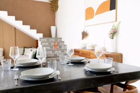 2 bedrooms Villa in Canggu, Badung, Indonesia No. 12205 6