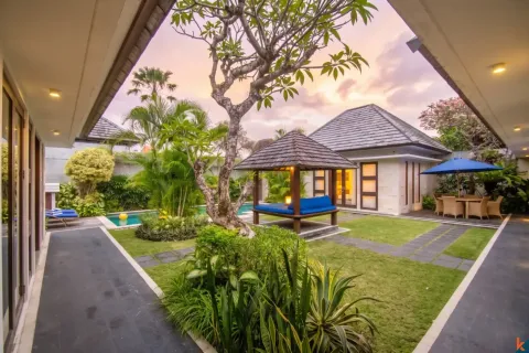 Вилла с 3 спальнями в Seminyak, Бадунг, Индонезия № 10217 2