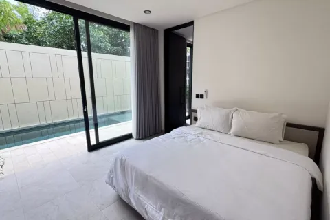 3 bedrooms Villa in Kerobokan, Badung, Indonesia No. 10213 2