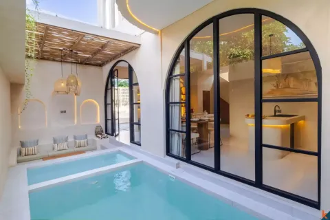 2 bedrooms Villa in Seminyak, Badung, Indonesia No. 10659 3