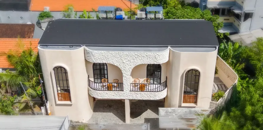2 bedrooms Villa in Seminyak, Badung, Indonesia No. 10659
