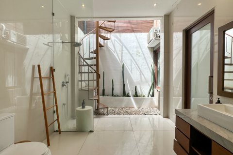 350m2 Villa in Badung, Indonesia No. 13702 25