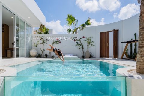 160m2 Villa in Badung, Indonesia No. 13699 4