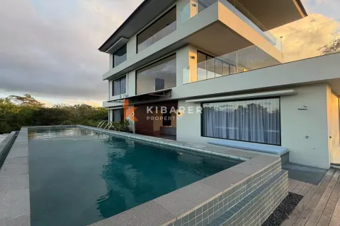 4 bedrooms Villa in Jimbaran, Badung, Indonesia No. 11790