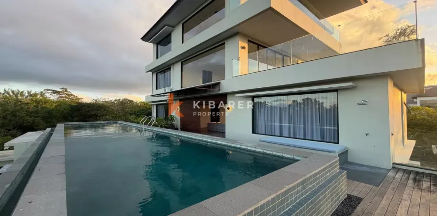 4 bedrooms Villa in Jimbaran, Badung, Indonesia No. 11790
