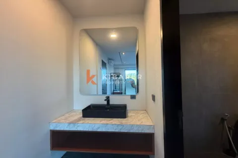 4 bedrooms Villa in Jimbaran, Badung, Indonesia No. 11790 30
