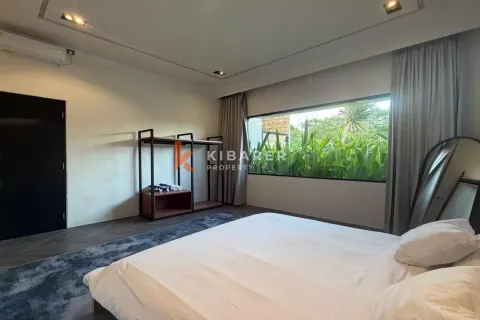 4 bedrooms Villa in Jimbaran, Badung, Indonesia No. 11790 17