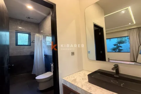 4 bedrooms Villa in Jimbaran, Badung, Indonesia No. 11790 14