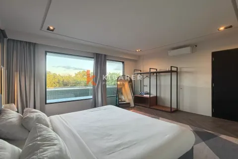 4 bedrooms Villa in Jimbaran, Badung, Indonesia No. 11790 29