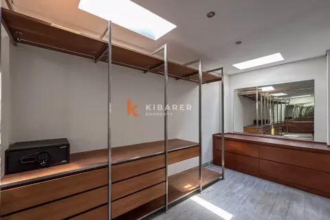 3 bedrooms Villa in Tibubeneng, Badung, Indonesia No. 11789 19