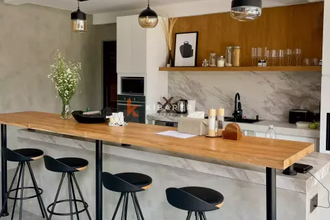 4 bedrooms Villa in Tibubeneng, Badung, Indonesia No. 12497 8