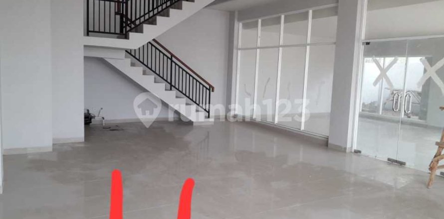 232m2 Shop in Cengkareng, Jakarta,  No. 9483