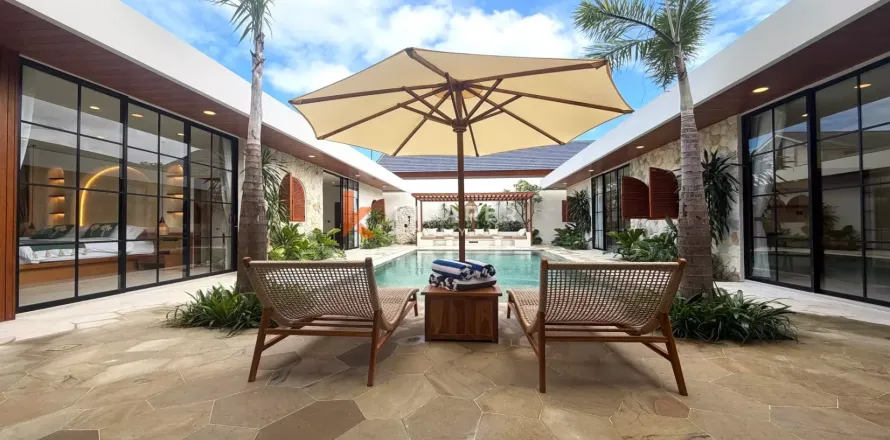 4 bedrooms Villa in Kerobokan, Badung, Indonesia No. 11765