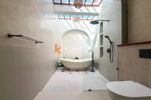 4 bedrooms Villa in Kerobokan, Badung, Indonesia No. 11765 7