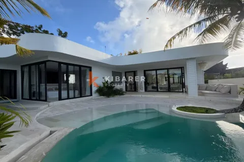 2 bedrooms Villa in South Kuta, Badung, Indonesia No. 11762