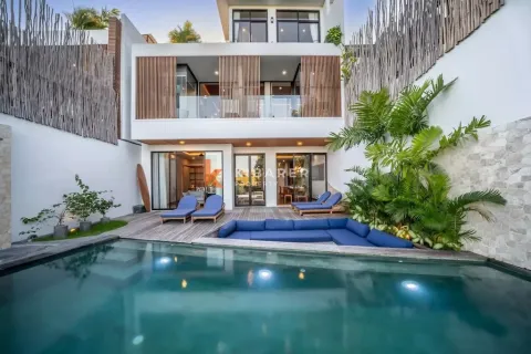 4 bedrooms Villa in Pererenan, Mengwi, Badung, Indonesia No. 12610