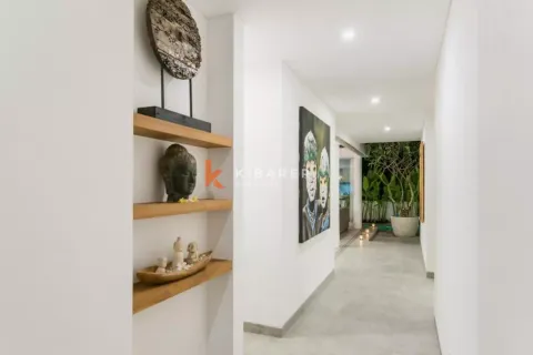 3 bedrooms Villa in Tibubeneng, Badung, Indonesia No. 12608 11