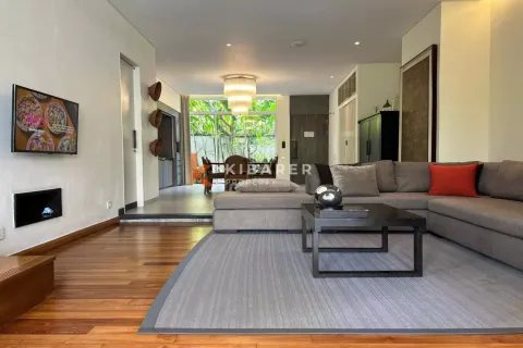 2 bedrooms Villa in Seminyak, Badung, Indonesia No. 12606 6