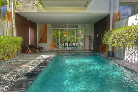 2 bedrooms Villa in Seminyak, Badung, Indonesia No. 12606