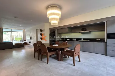 2 bedrooms Villa in Seminyak, Badung, Indonesia No. 12606 11