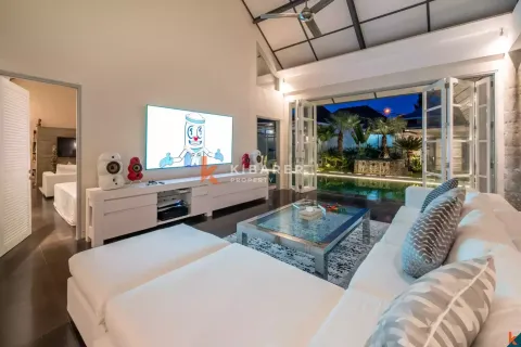 4 bedrooms Villa in South Denpasar, Denpasar, Indonesia No. 12609 18