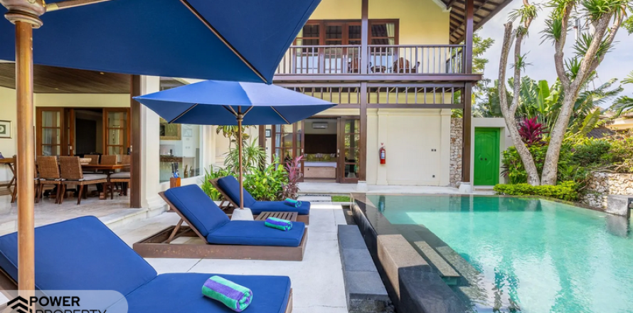 3 bedrooms Villa in South Kuta, Badung, Indonesia No. 7907