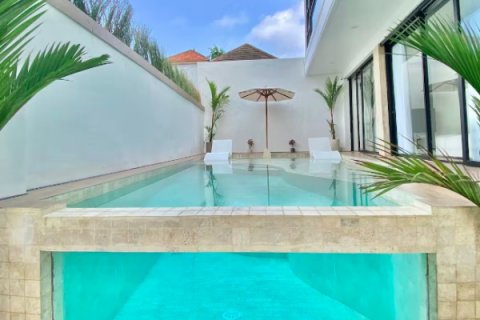 5 bedrooms Villa in South Kuta, Badung,  No. 8961 2