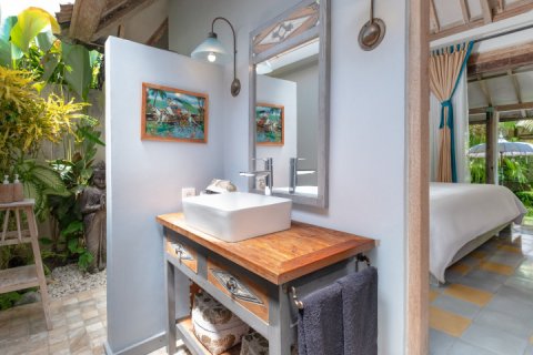Вилла с 4 спальнями в Seminyak, Бадунг,  № 8900 28