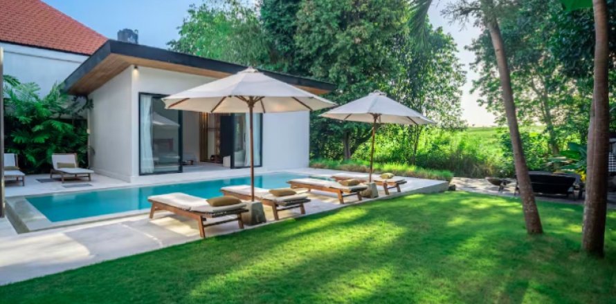 5 bedrooms Villa in Canggu, Badung, No. 9063