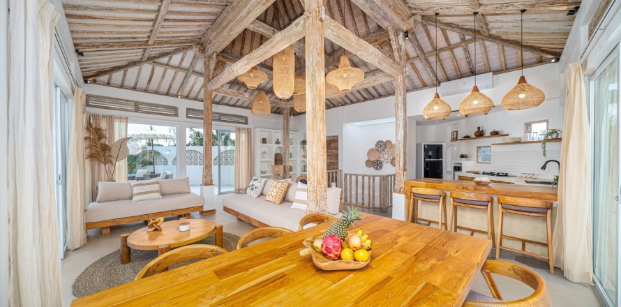 4 bedrooms Apartment in SUNSET VILLA Pererenan, No. 9436