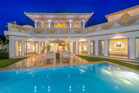 4 bedrooms Apartment in SUNSET VILLA Pererenan, No. 9436 14