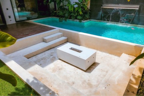 Вилла с 3 спальнями в VILLA RUBY AND BLUE SAPPHIRE, Kerobokan, Бадунг, № 9438 10