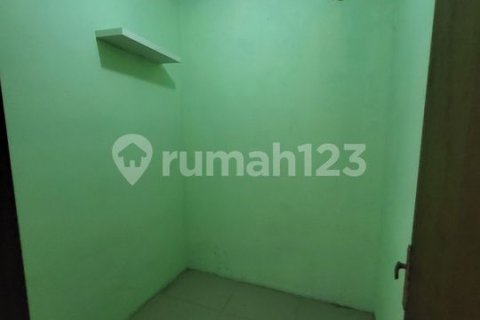 5 bedrooms House in Pinang, Tangerang City, Indonesia No. 13365 24