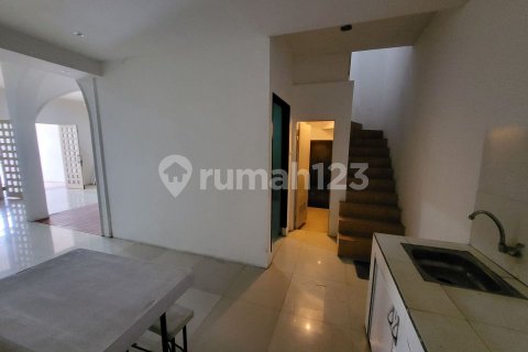 5 bedrooms House in Pinang, Tangerang City, Indonesia No. 13365 17