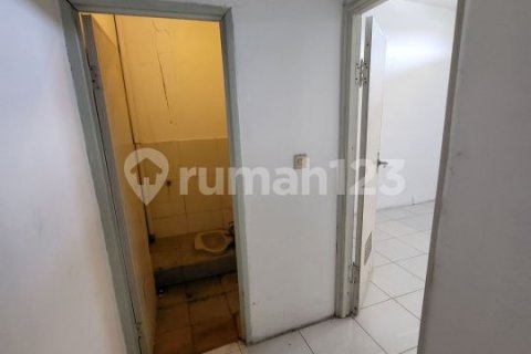 5 bedrooms House in Pinang, Tangerang City, Indonesia No. 13365 26