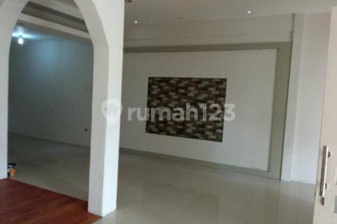 5 bedrooms House in Pinang, Tangerang City, Indonesia No. 13365 4