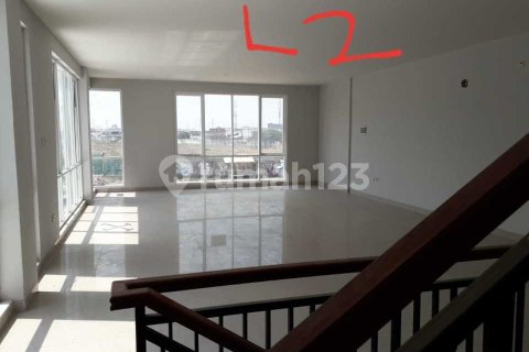 232m2 Shop in Cengkareng, Jakarta, Indonesia No. 13364