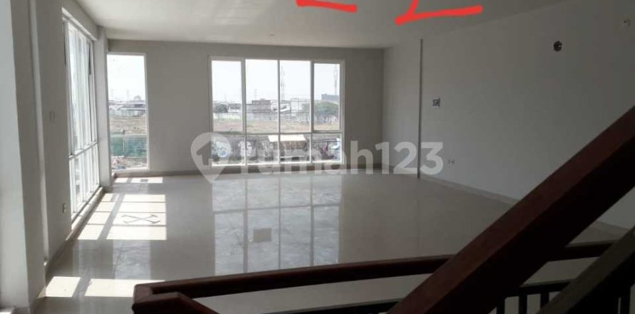 232m2 Shop in Cengkareng, Jakarta, Indonesia No. 13364