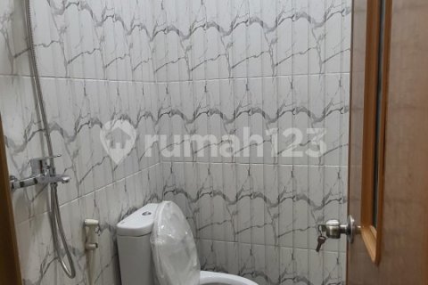 3 bedrooms House in Cipondoh, Tangerang City, Indonesia No. 13363 20