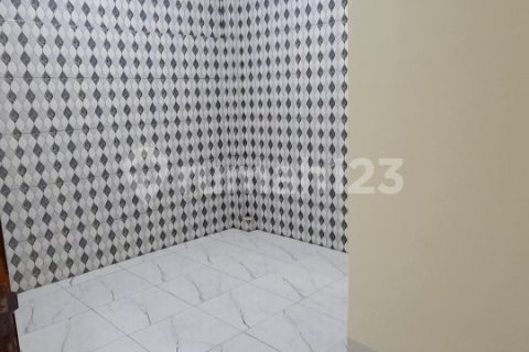 3 bedrooms House in Cipondoh, Tangerang City, Indonesia No. 13363 9