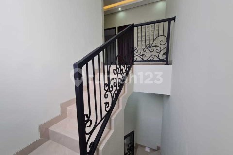 3 bedrooms House in Pinang, Tangerang City, Indonesia No. 13366 9