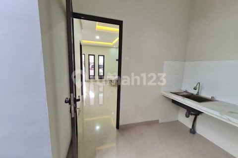 3 bedrooms House in Pinang, Tangerang City, Indonesia No. 13366 6