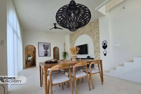 4 bedrooms Villa in South Kuta, Badung,  No. 9356 16