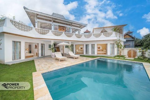 4 bedrooms Villa in Tabanan,  No. 9358 1