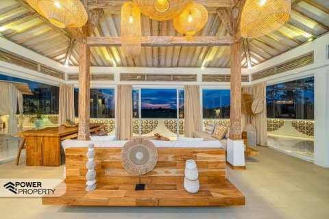 4 bedrooms Villa in Tabanan,  No. 9358 16